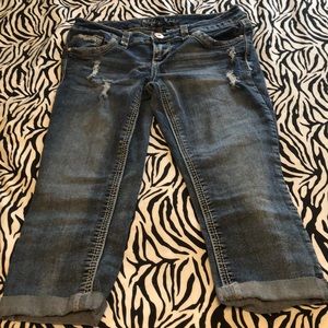 Ariya Jeans brand capris - Size 5/6 - EUC